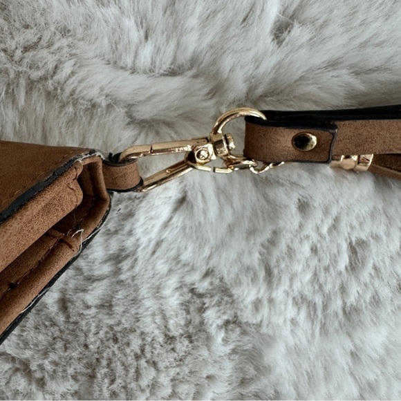 Joy Susan Brown Vegan Faux Leather Snap Wallet Wristlet Card Holder Tassel - Picture 5 of 12